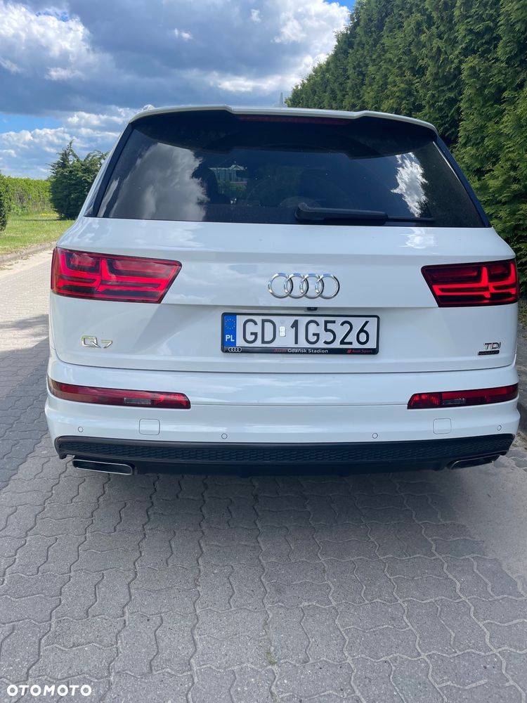 Audi Q7 - 4