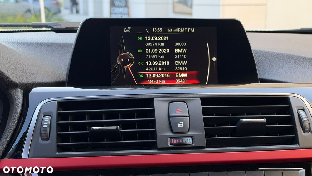 BMW Seria 3 318i Sport Line - 23