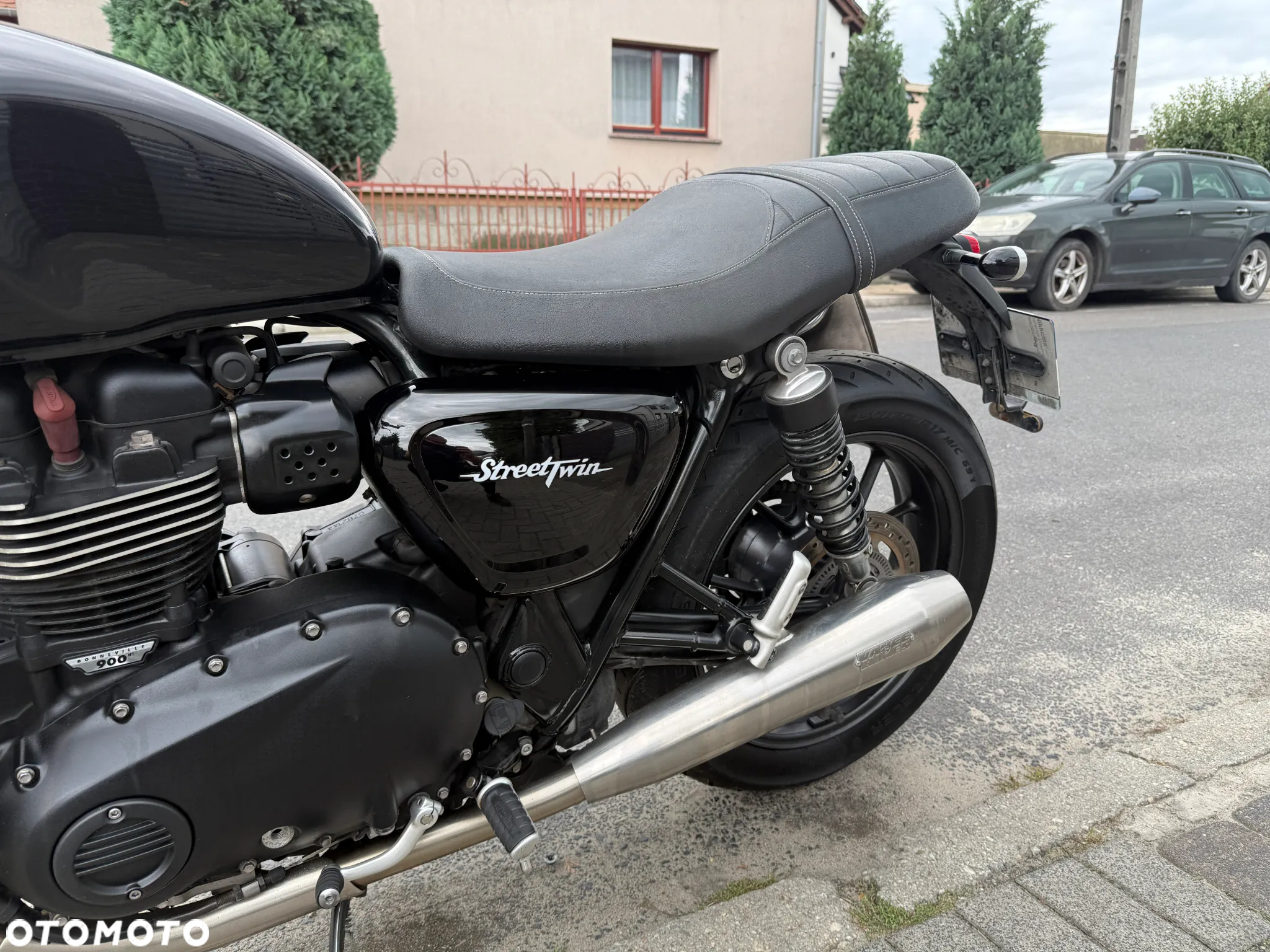 Triumph Speed Twin - 12
