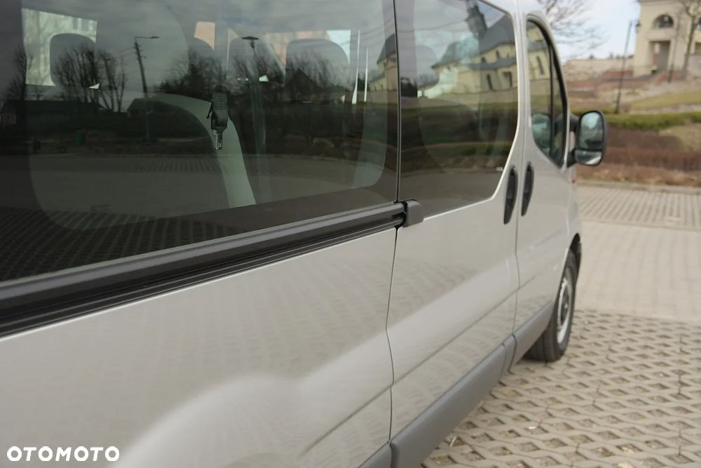 Opel Vivaro - 15