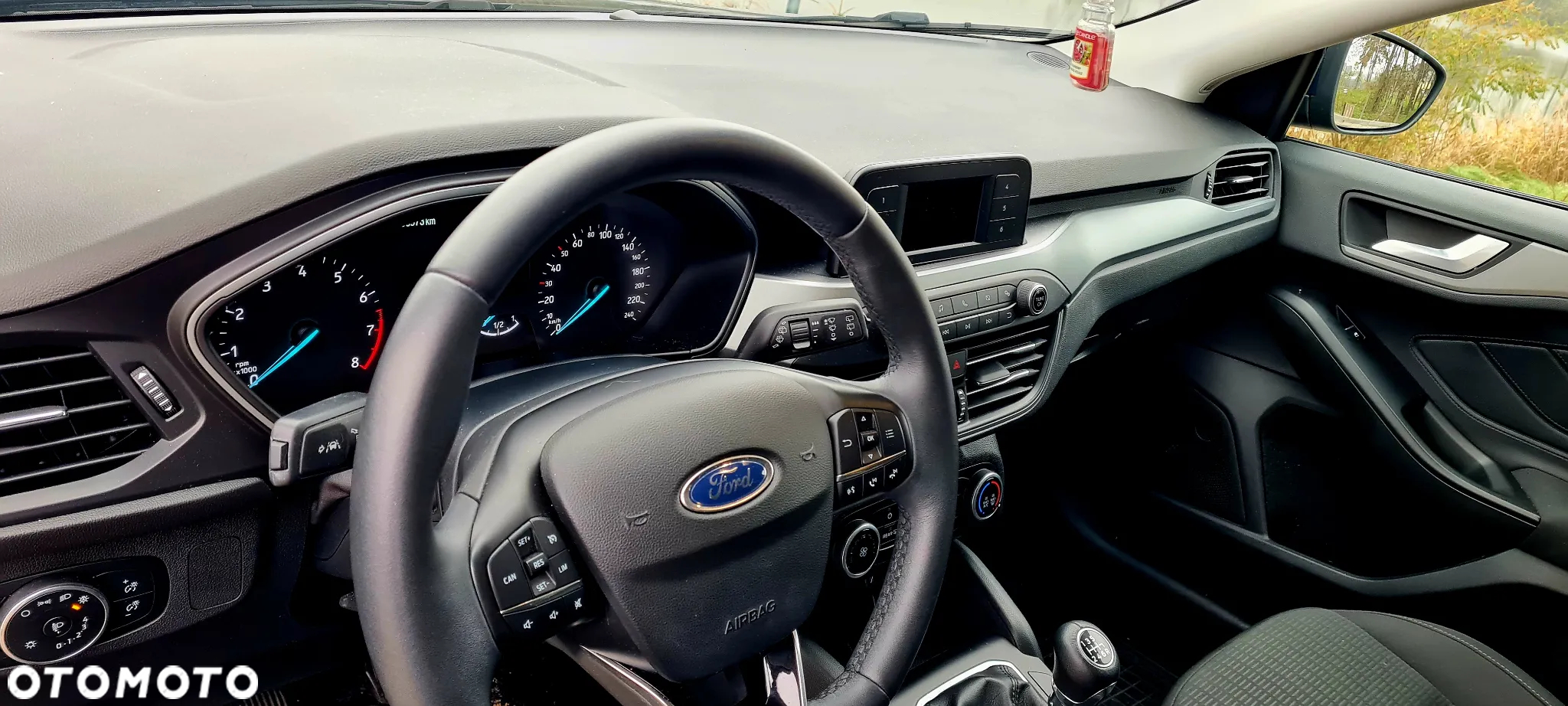 Ford Focus 1.0 EcoBoost Trend - 14