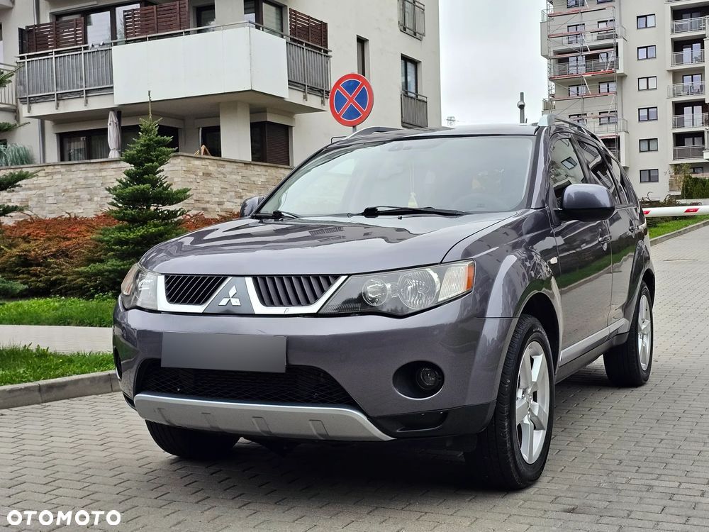 Mitsubishi Outlander 2.0 DID Intense - 1