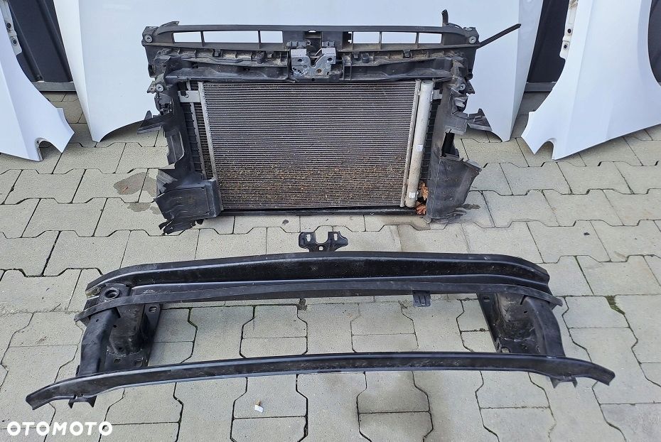 vw golf vii lift pas przedni wzmocnienie kompletny chłodnice 1.6 tdi - 1