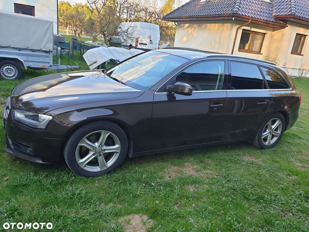 Audi A4 Avant 2012 photo 3