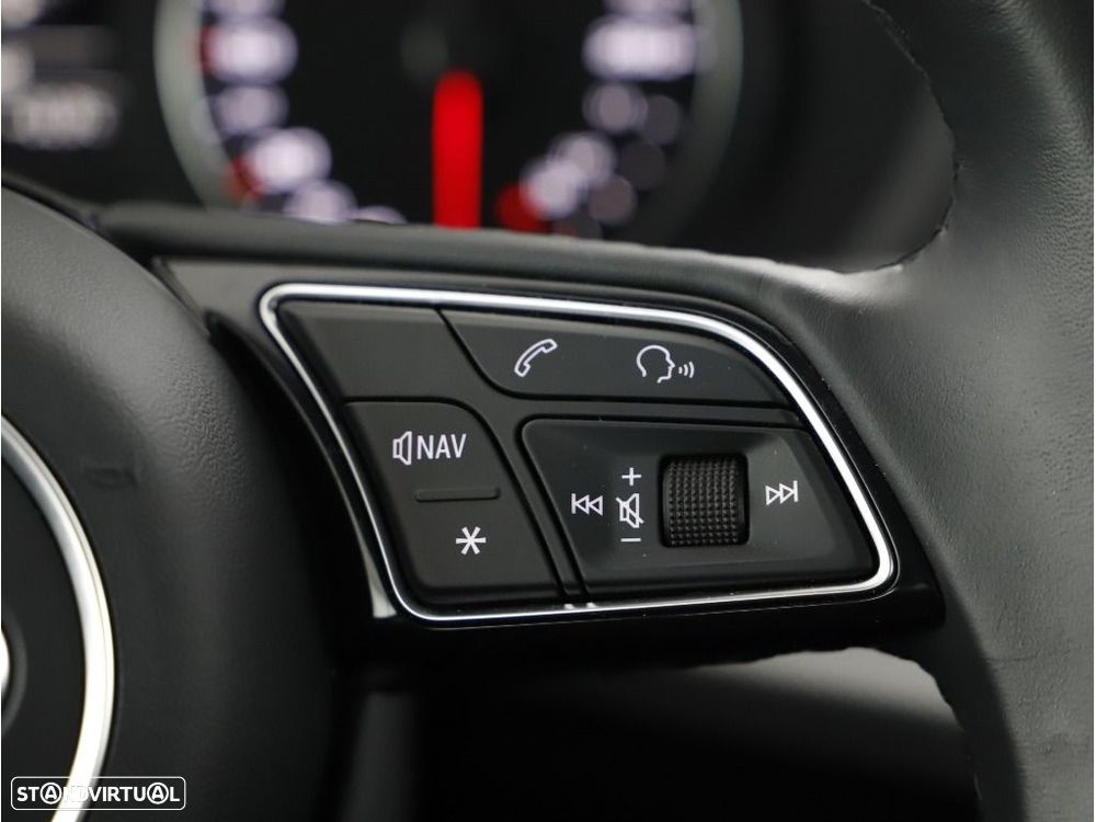 Audi Q2 30 TFSI - 32