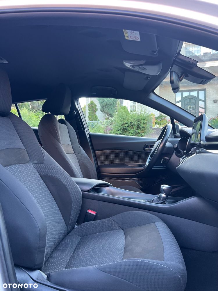Toyota C-HR Style Selection - 28