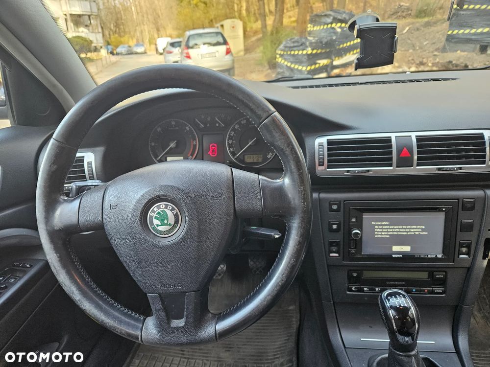 Skoda Superb 2.0 TDI DPF Classic - 7