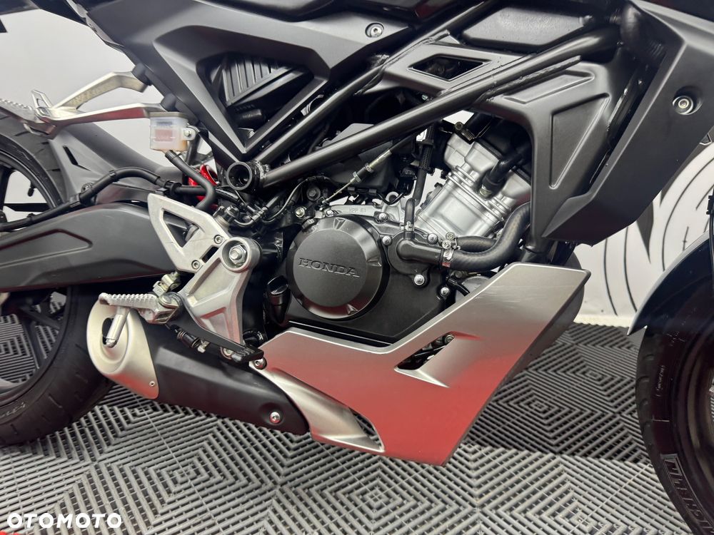 Honda CB - 28
