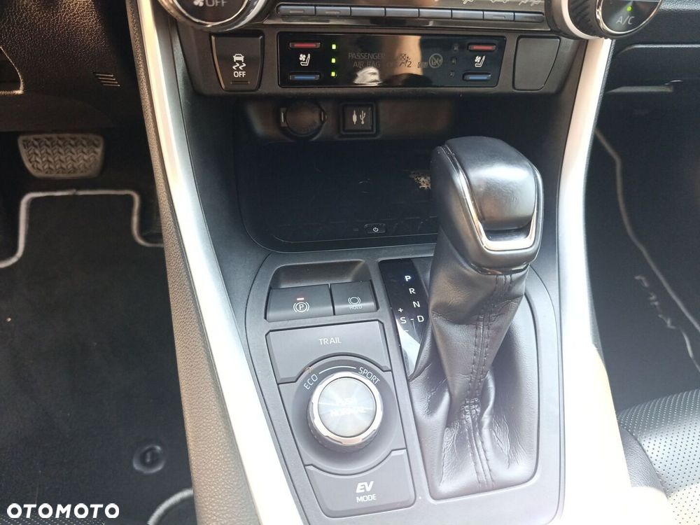 Toyota RAV4 2.5 Hybrid Executive 4x4 - 26