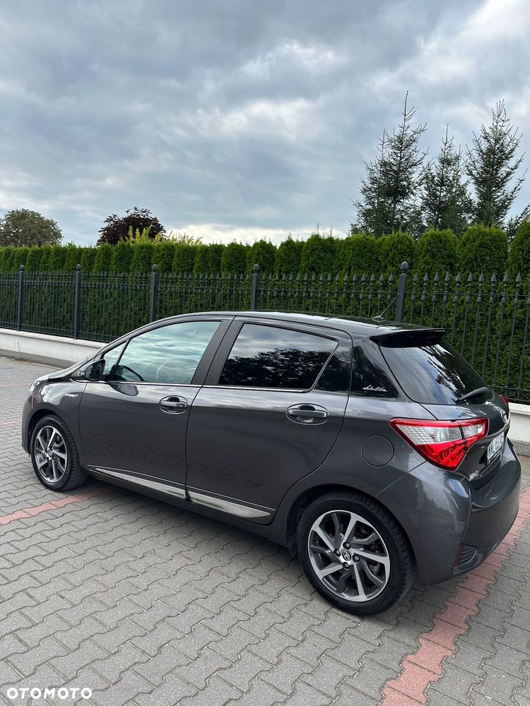 Toyota Yaris - 4