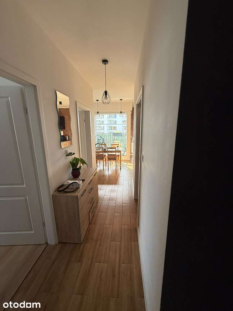 Jasne, umeblowane mieszkanie 54 m² | 3 pokoje | 7 min do metra | Garaż