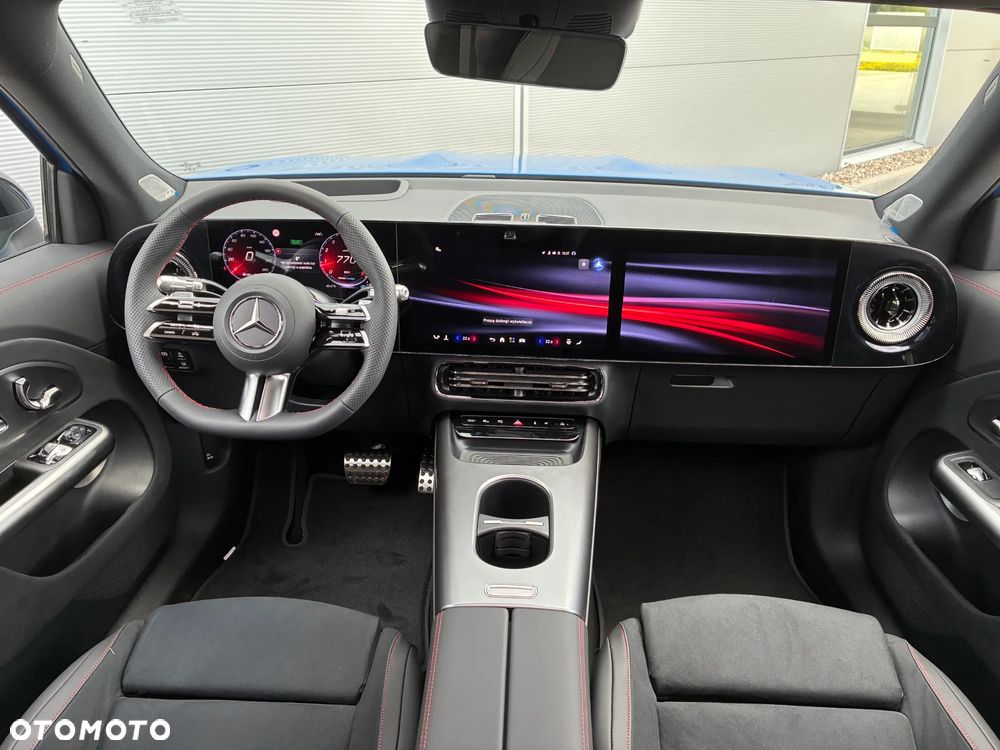 Mercedes-Benz GLB 200 mHEV 8G-eDCT - 7