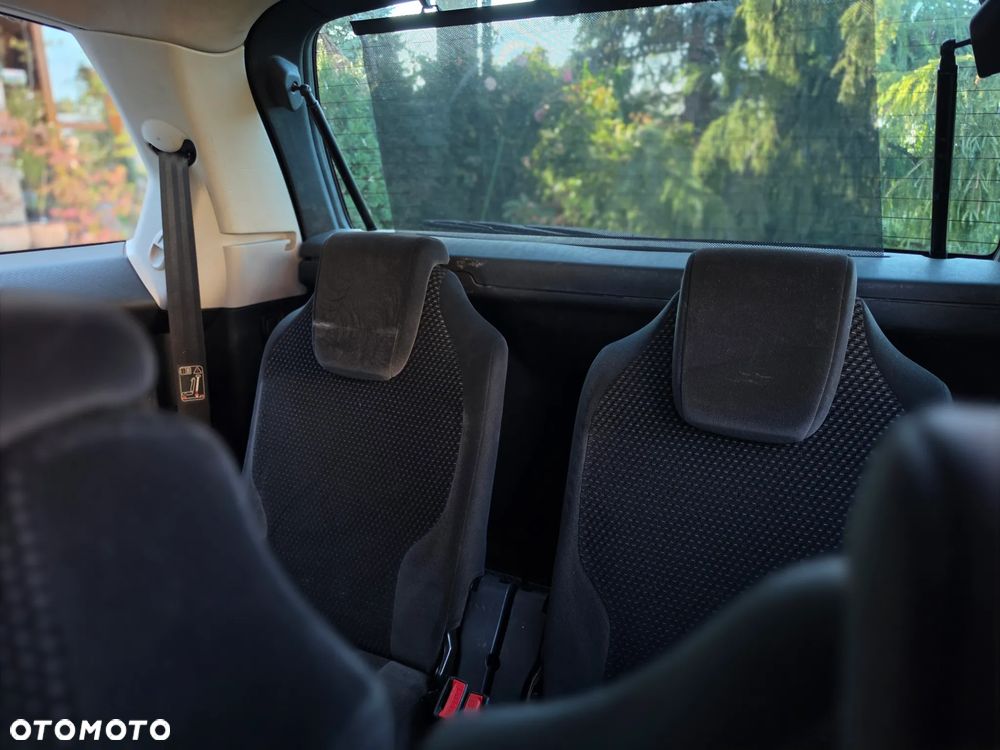 Citroën C4 Grand Picasso - 16