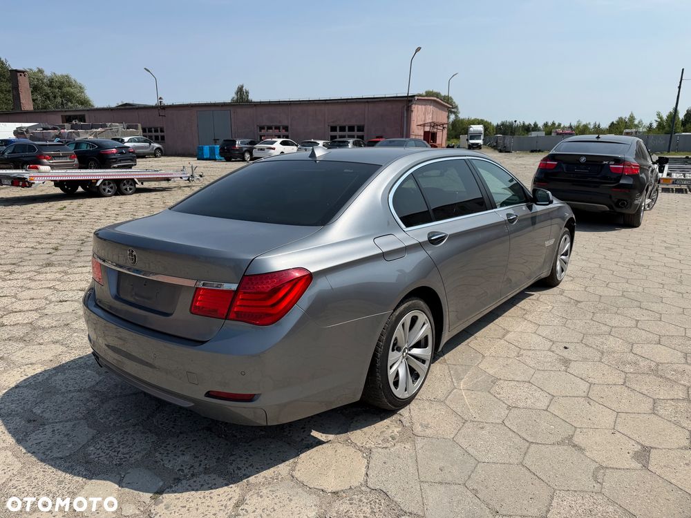 BMW Seria 7 730Ld - 5