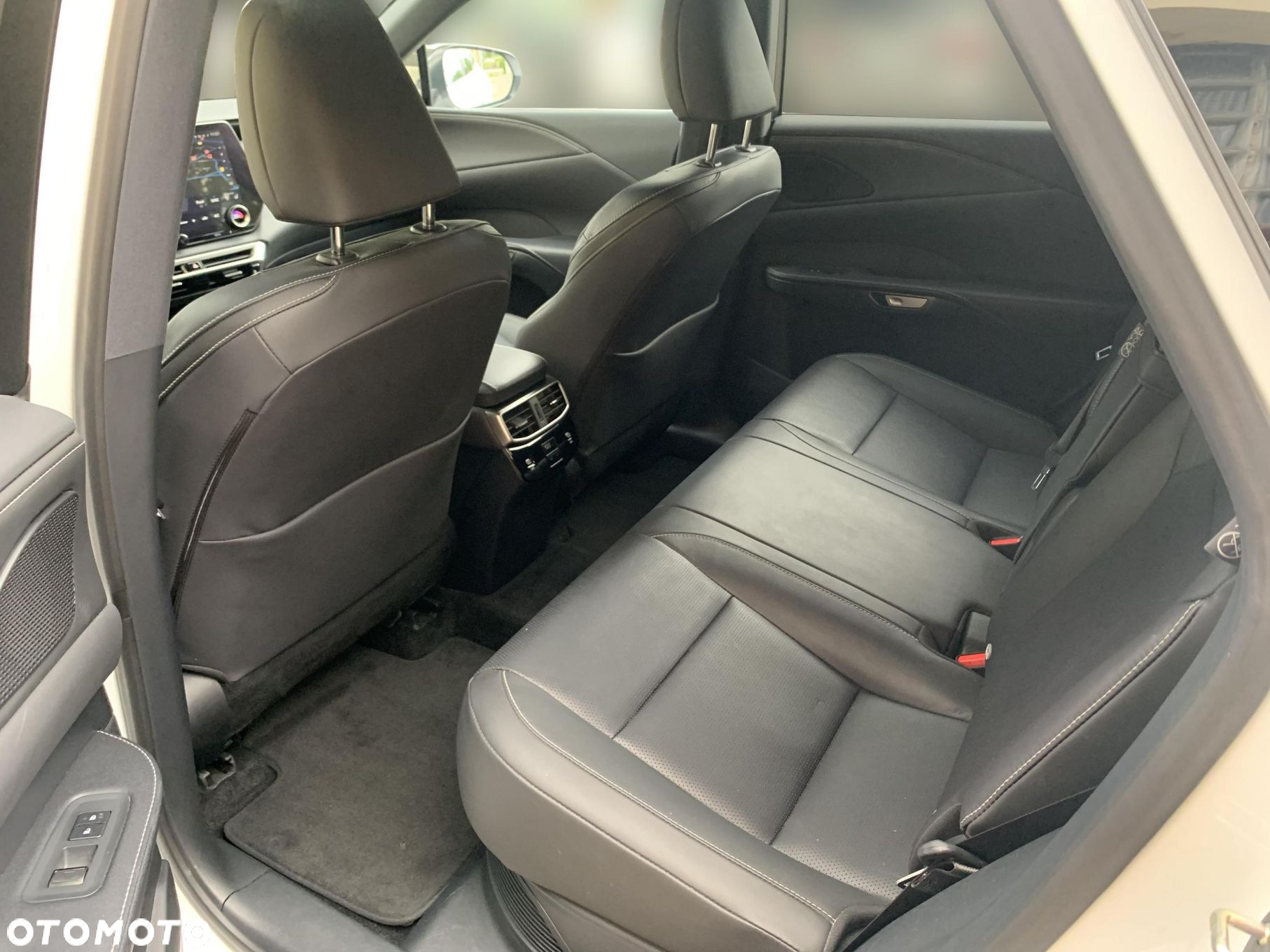 Lexus RX 350h F Sport Design - 17