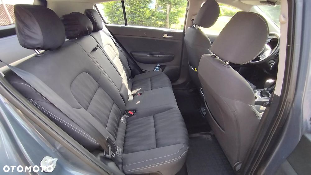 Kia Sportage 1.6 GDI Business Line 2WD - 6