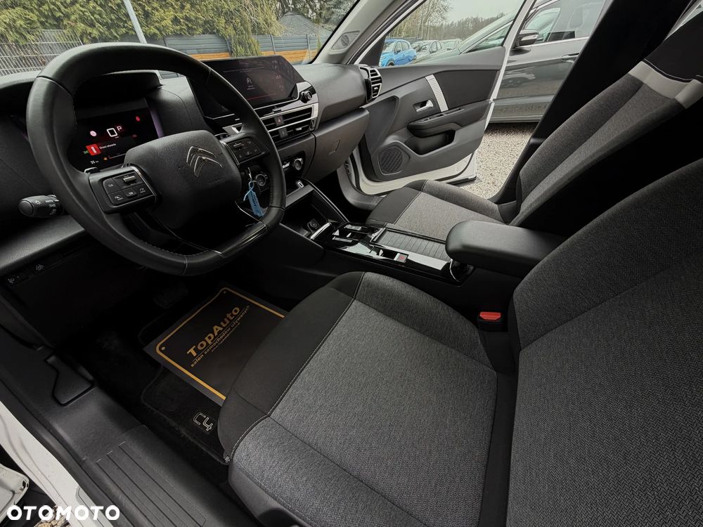 Citroën C4 PureTech 130 Stop&Start EAT8 PLUS - 19