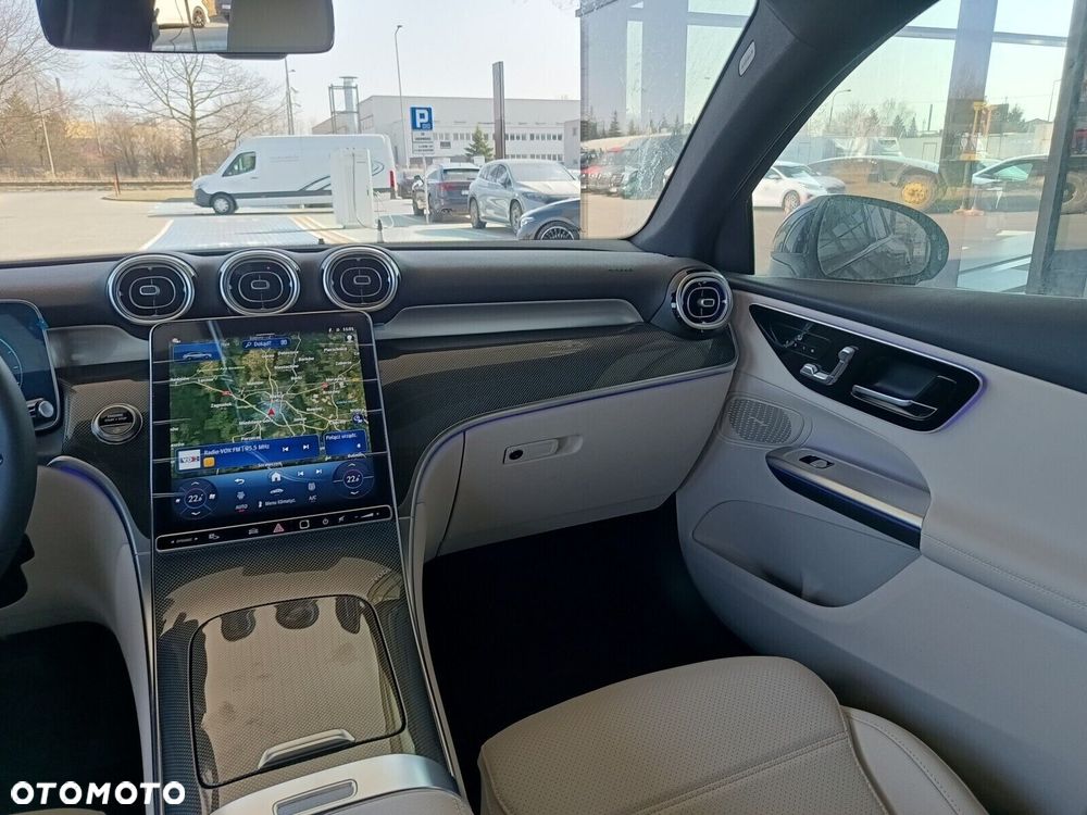 Mercedes-Benz GLC - 13