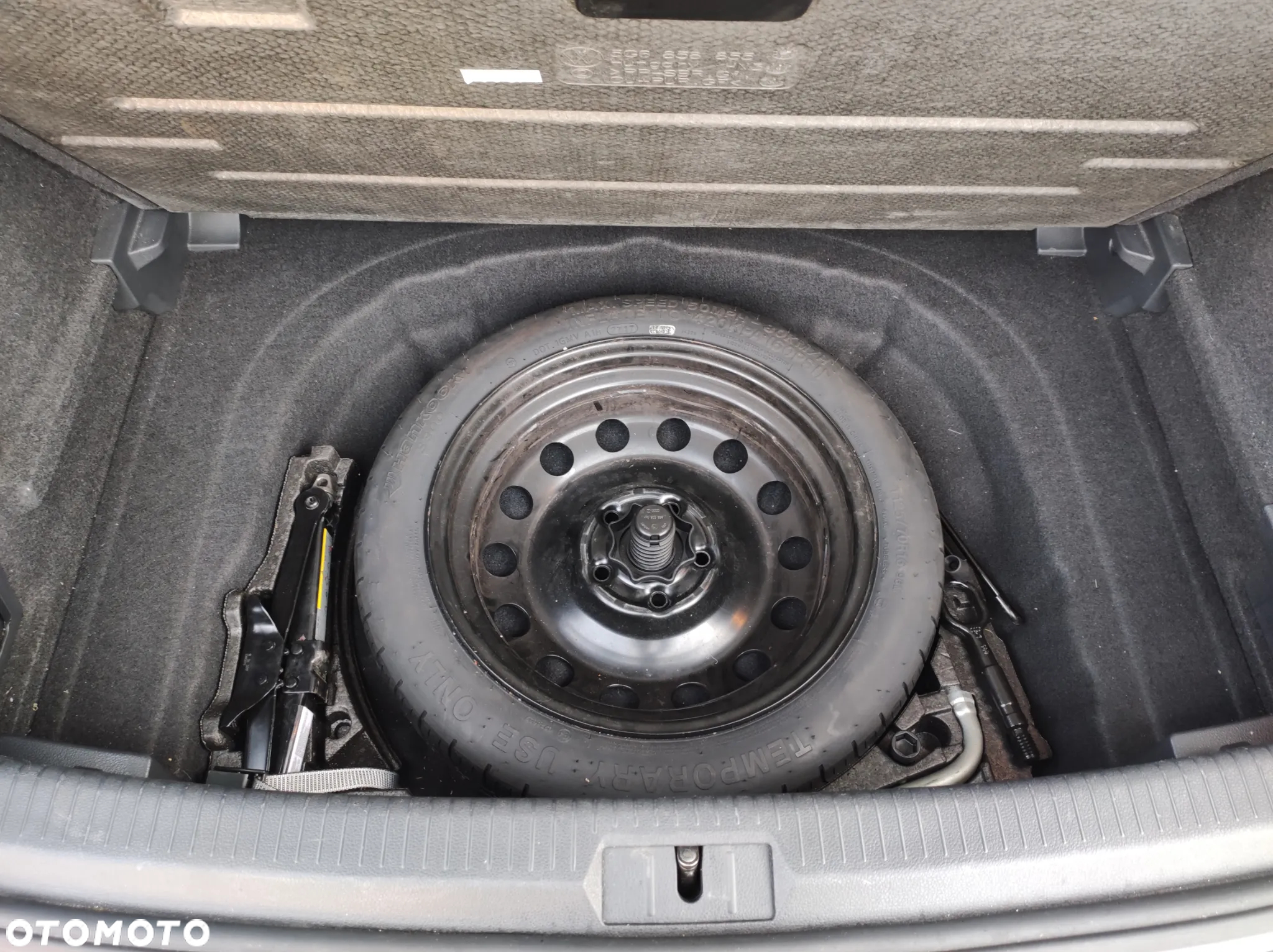Volkswagen Golf VII 1.6 TDI BMT Highline - 38