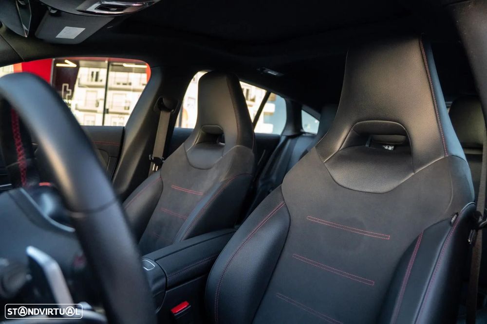 Mercedes-Benz CLA 250 e 8G-DCT AMG Line - 17