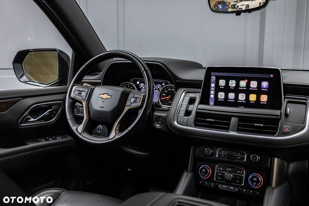 Chevrolet Suburban - 6
