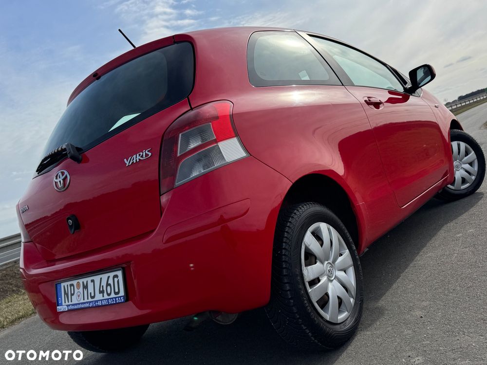 Toyota Yaris 1.0 Luna EU5 - 18