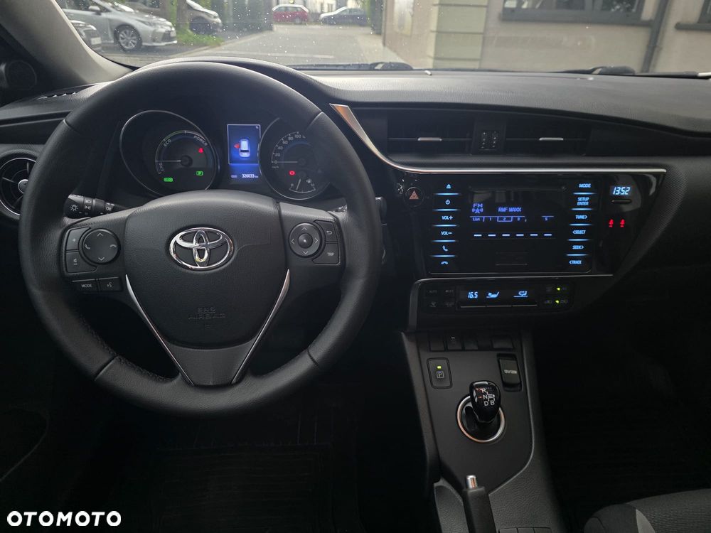 Toyota Auris - 19