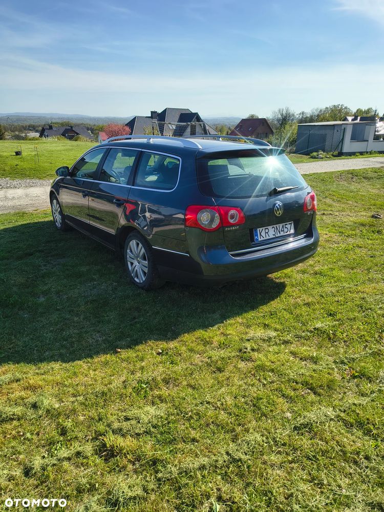 Volkswagen Passat 2.0 TDI DSG Individual Chrom - 2