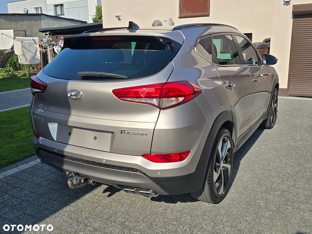 Hyundai Tucson - 8