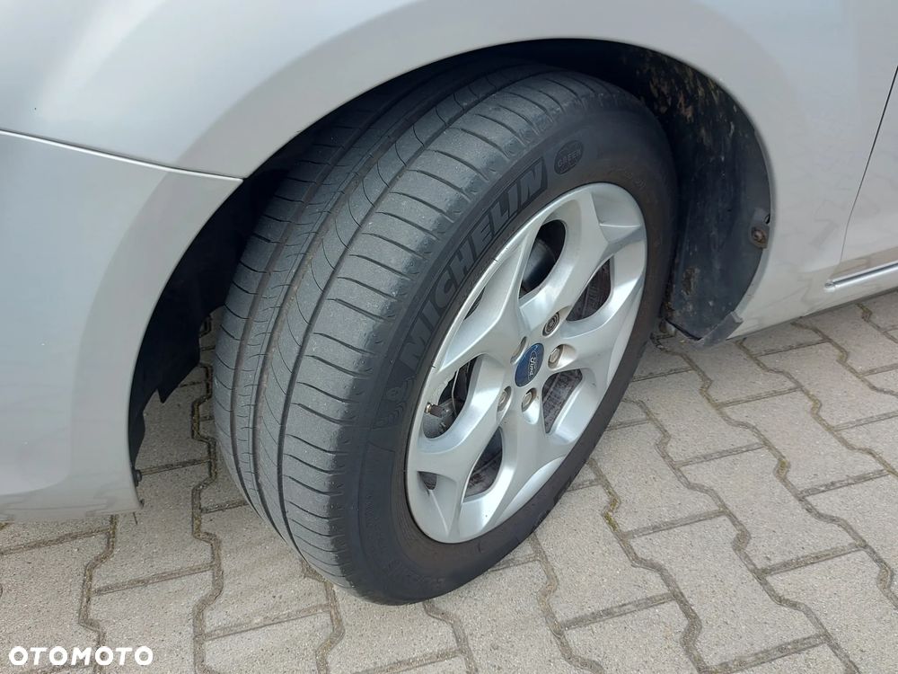 Ford Focus - 19