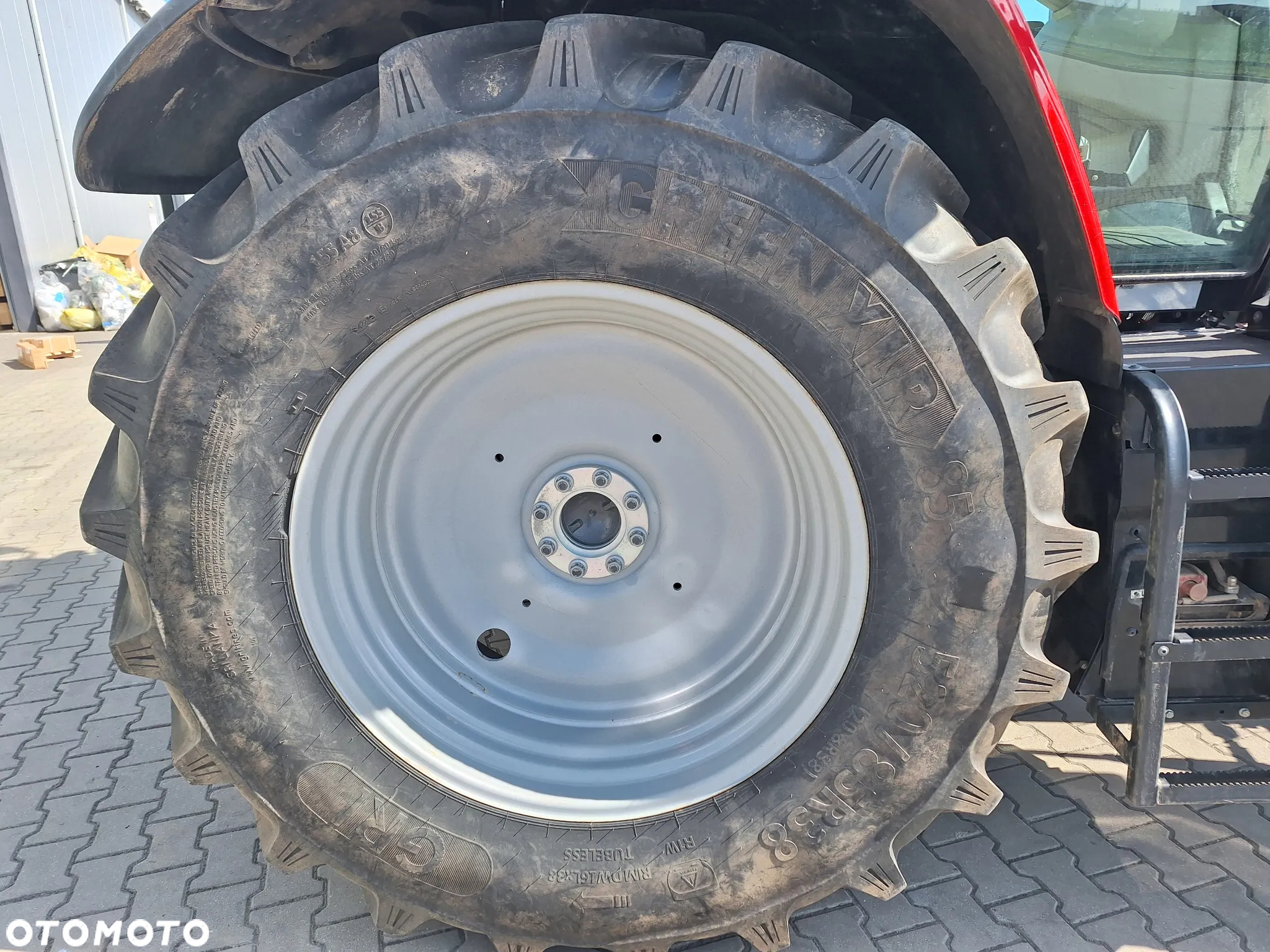 Massey Ferguson 6713S - 5