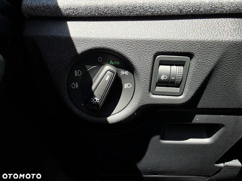 Skoda Kamiq 1.0 TSI Selection DSG - 11