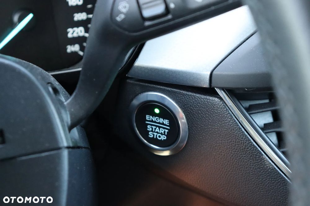 Ford Focus 2.0 EcoBlue Active Business - 28