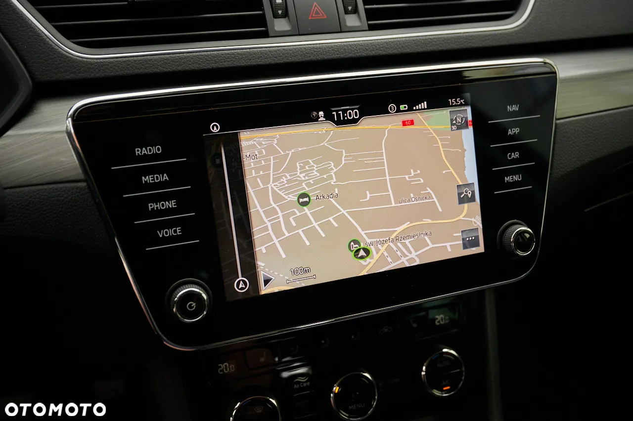 Skoda Superb 2.0 TDI SCR Style DSG - 31