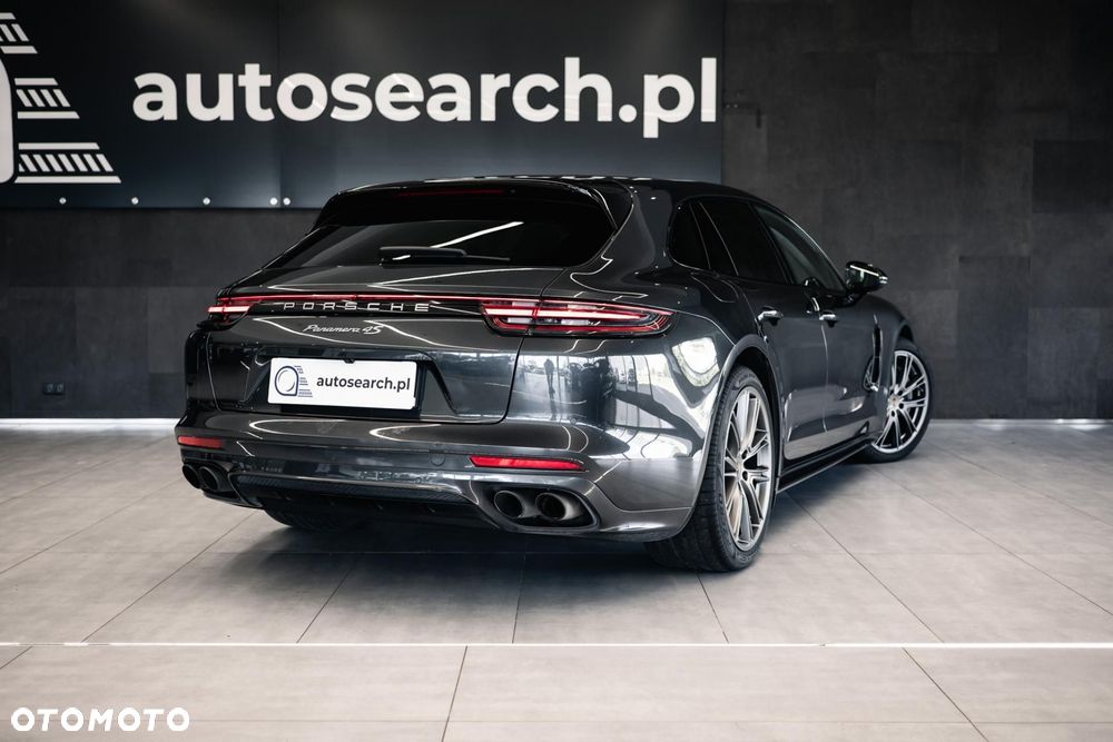 Porsche Panamera 4S - 6