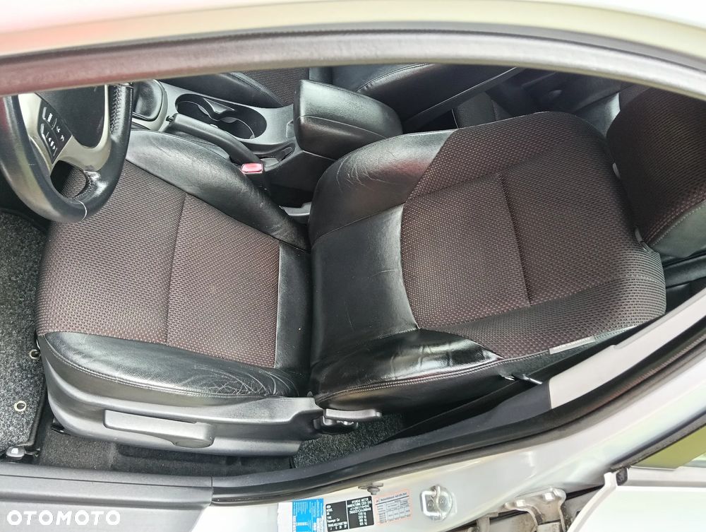 Hyundai i30 i30cw 1.4 Edition Plus - 21