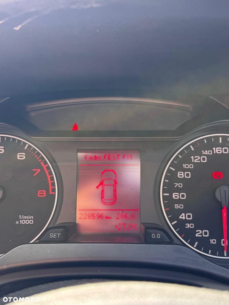 Audi A4 Avant 2.0 TFSI Quattro - 8