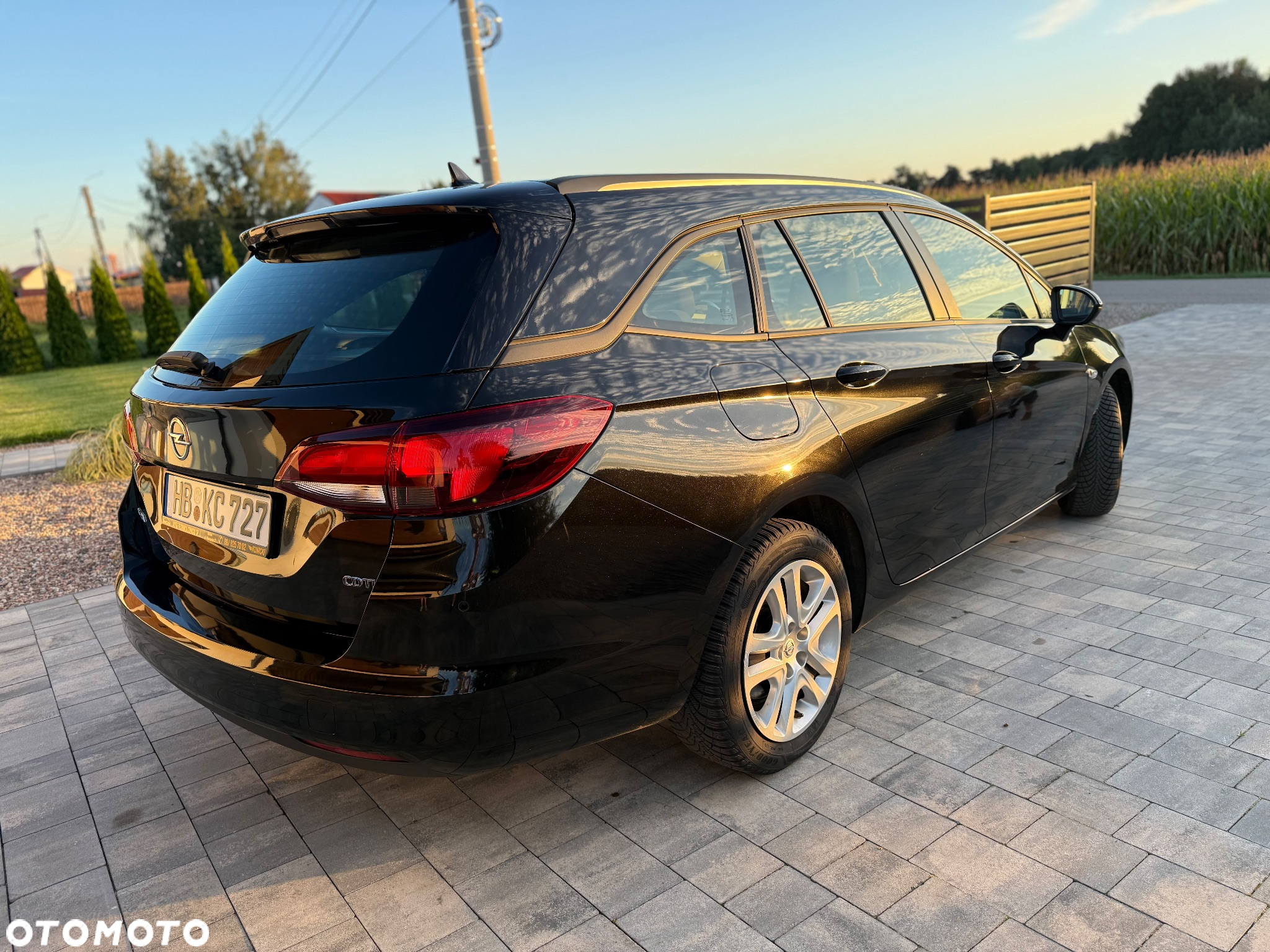 Opel Astra 1.6 D (CDTI) Start/Stop Sports Tourer Business - 21