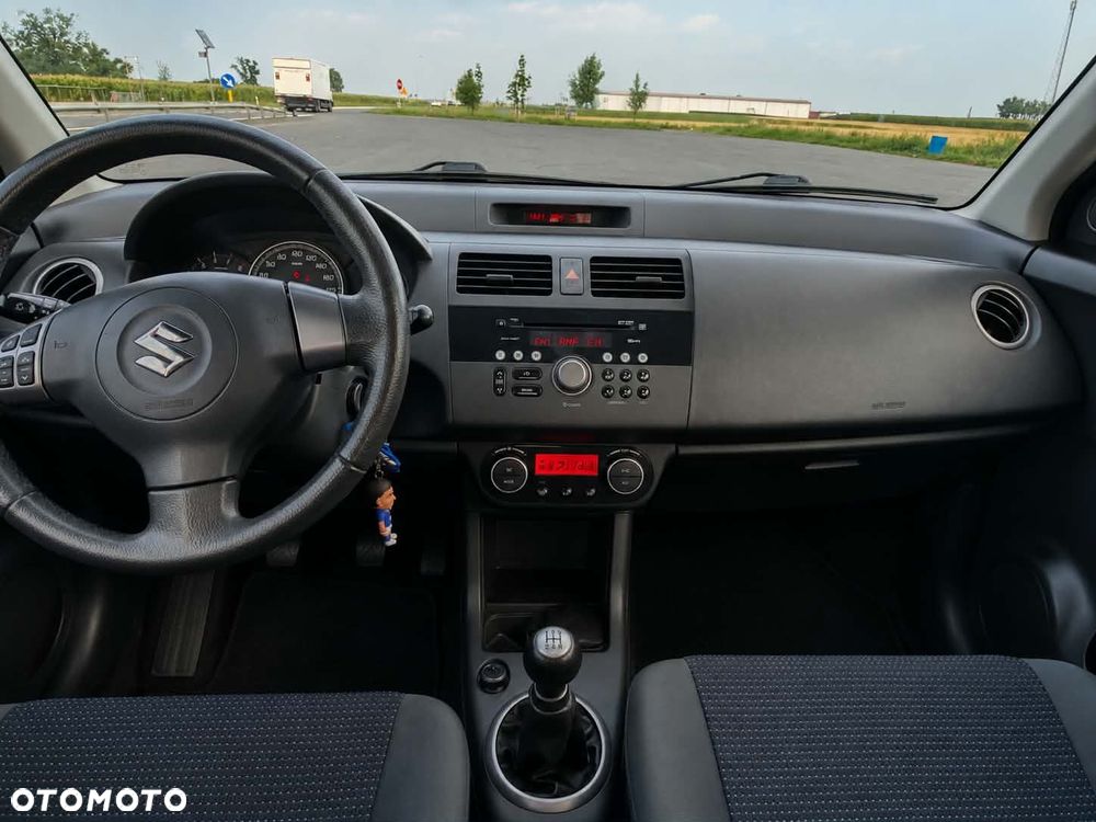 Suzuki Swift 1.3 GS / Premium - 7