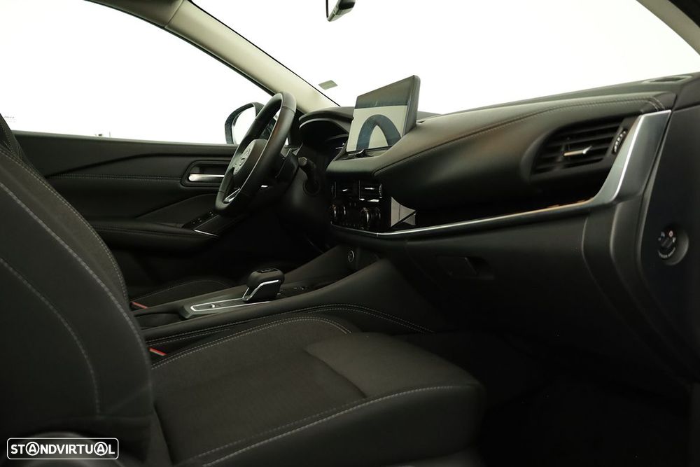 Nissan Qashqai 1.3 DIG-T N-Connecta LED Xtronic - 19