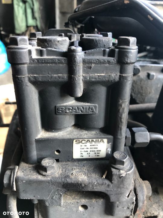 Blok zaworów EGR Scania XPI 2021086 - 1