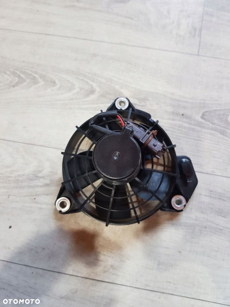 silniczek wentylatora do smart forfour w453 - 2