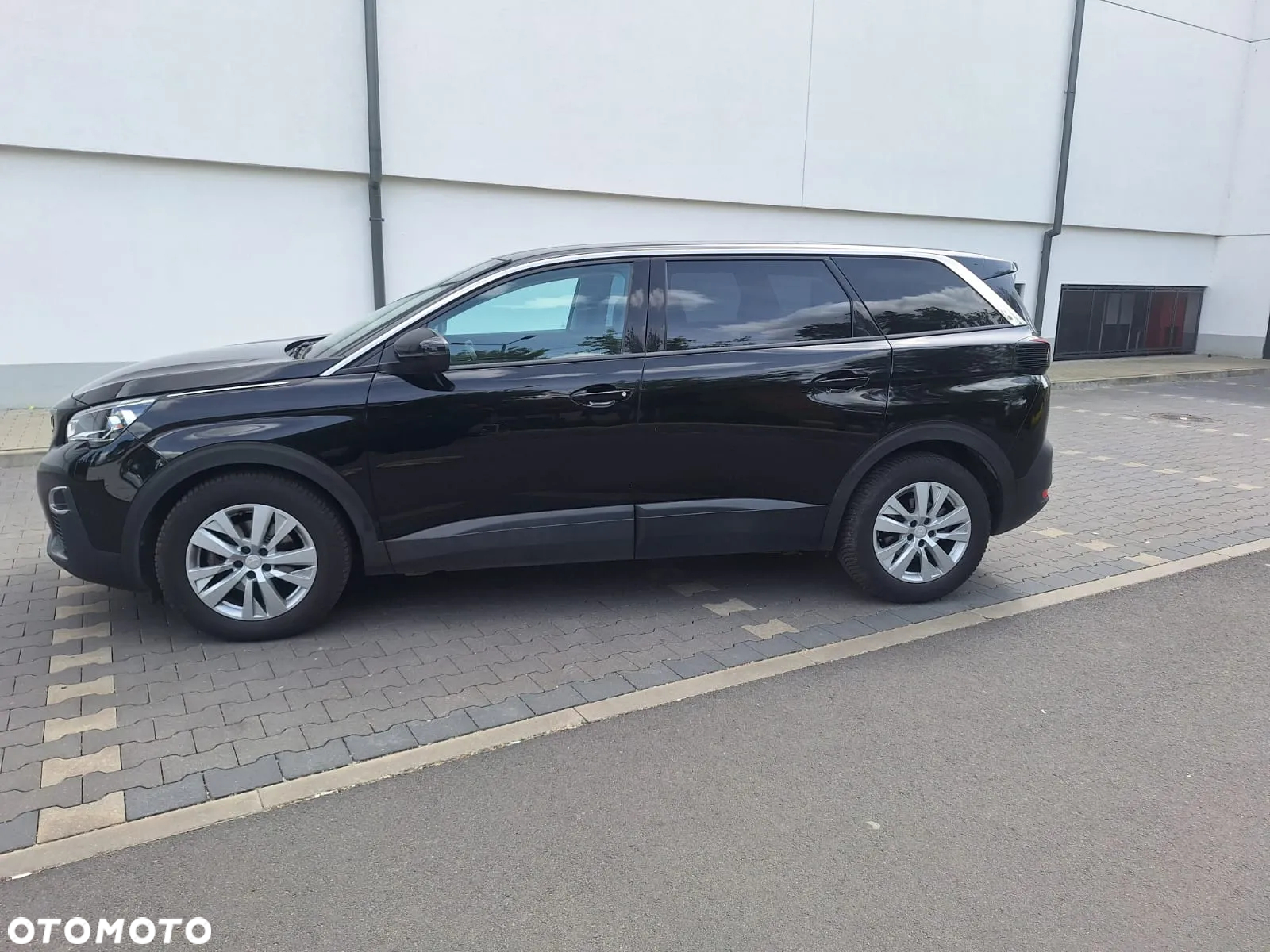 Peugeot 5008 1.5 BlueHDi Active S&S EAT8 - 3