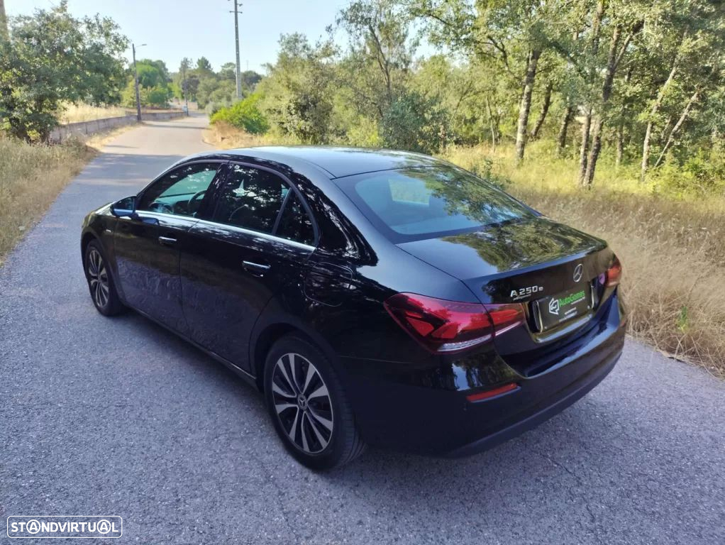 Mercedes-Benz A 250 Limousine e Progressive - 11