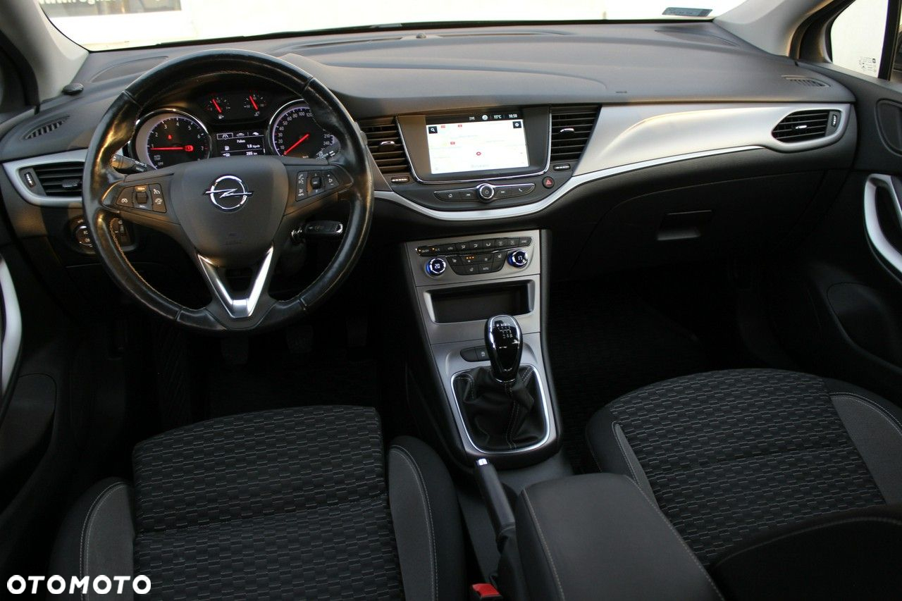 Opel Astra - 10