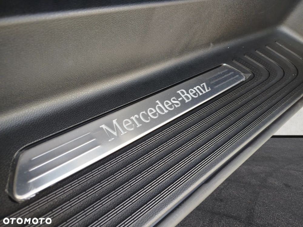 Mercedes-Benz Klasa V 300 d 4-Matic 9G-Tronic (ekstra d³) - 31
