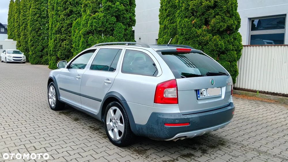 Skoda Octavia 2.0 TDI DPF 4x4 Elegance - 13
