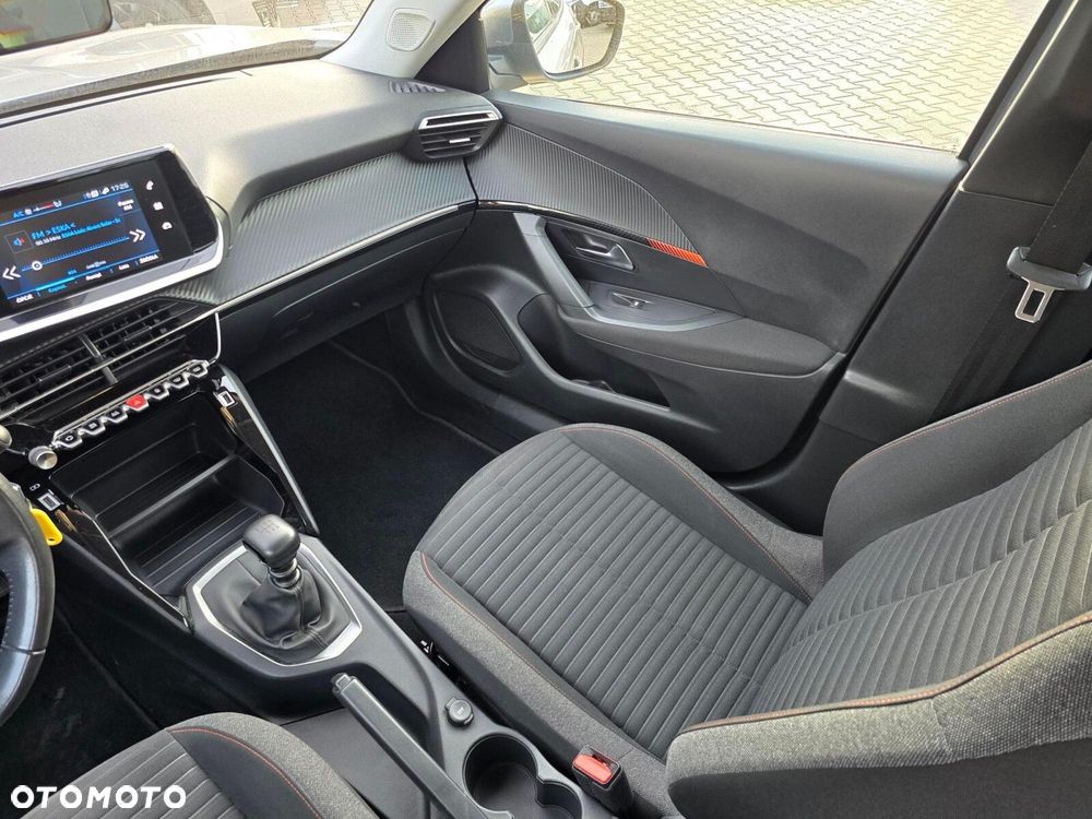 Peugeot 2008 1.2 PureTech Active S&S - 14