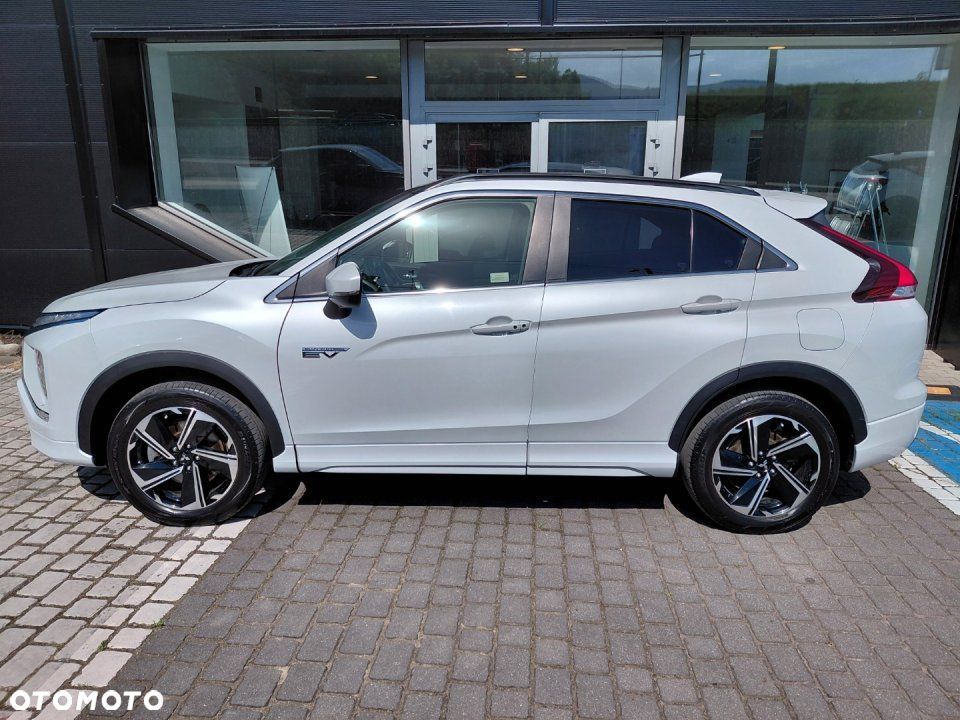 Mitsubishi Eclipse Cross - 3