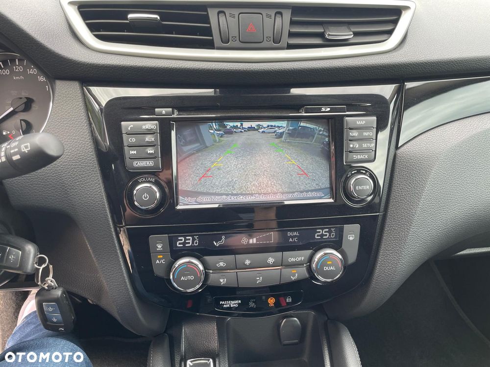 Nissan Qashqai 1.2 DIG-T N-Connecta - 11